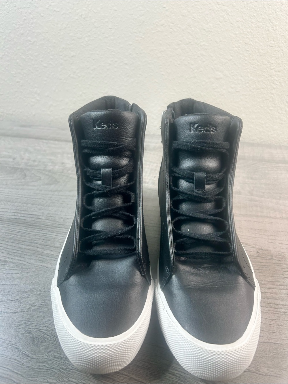 Keds Black Leather High Top Sneakers 🖤 Side Zip Casual Shoes Women’s Size 9.5 - Picture 5 of 11